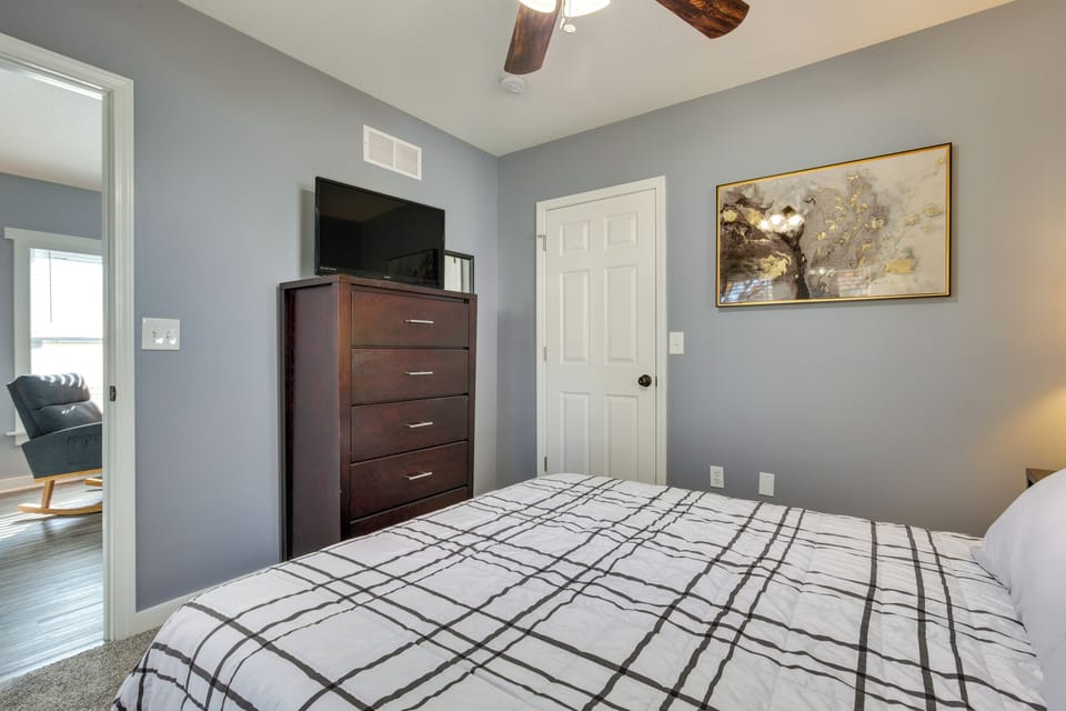 House (2 Bedrooms) | Interior