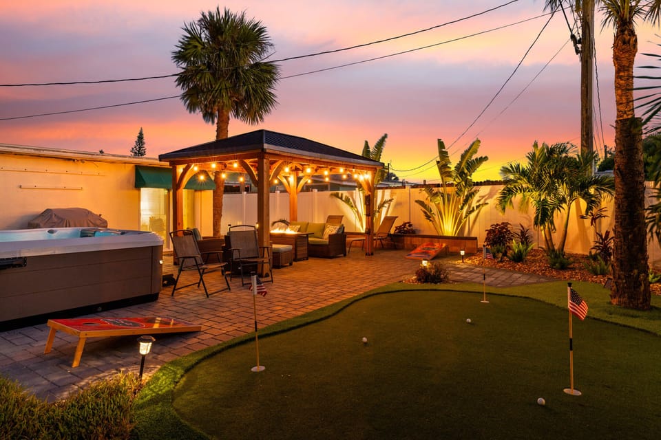 Sun set putt putt