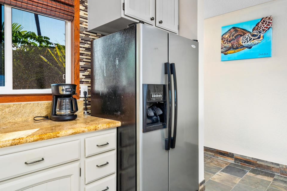 Condo, 2 Bedrooms | Private kitchen | Coffee/tea maker, fridge, oven, toaster