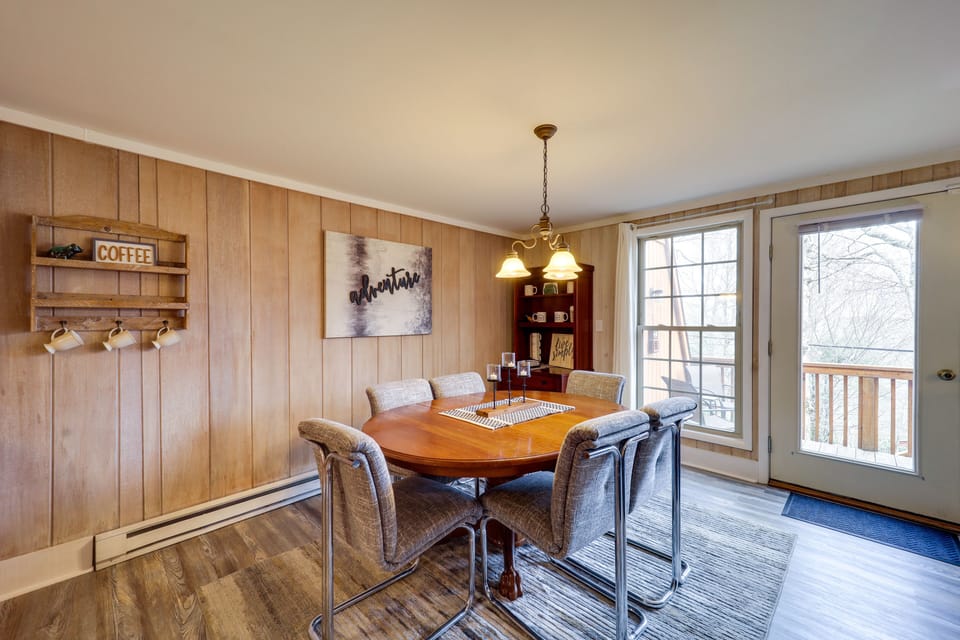 Dining Room | Fully Equipped Kitchen