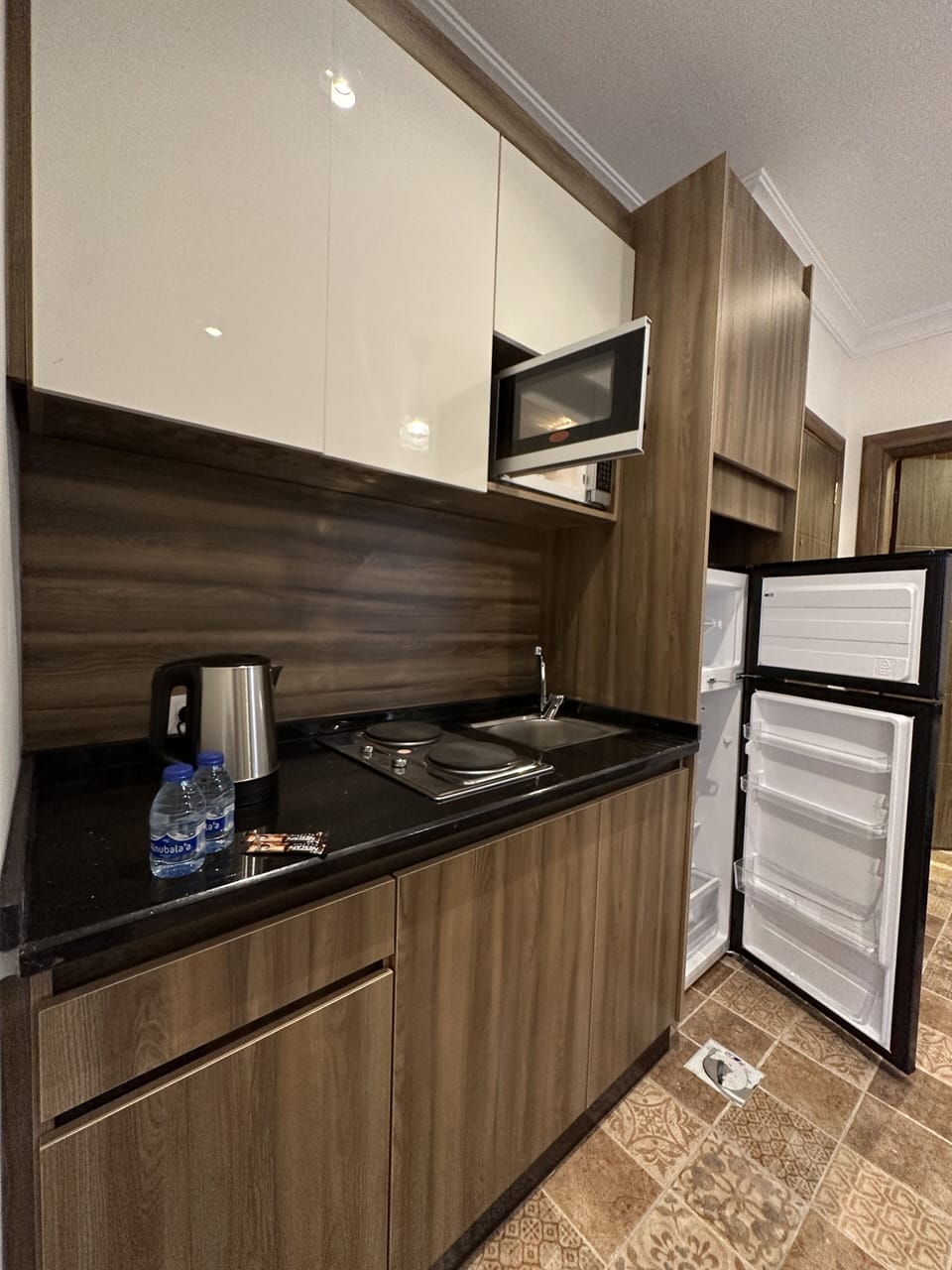 City Apartment | Private kitchen | Freezer