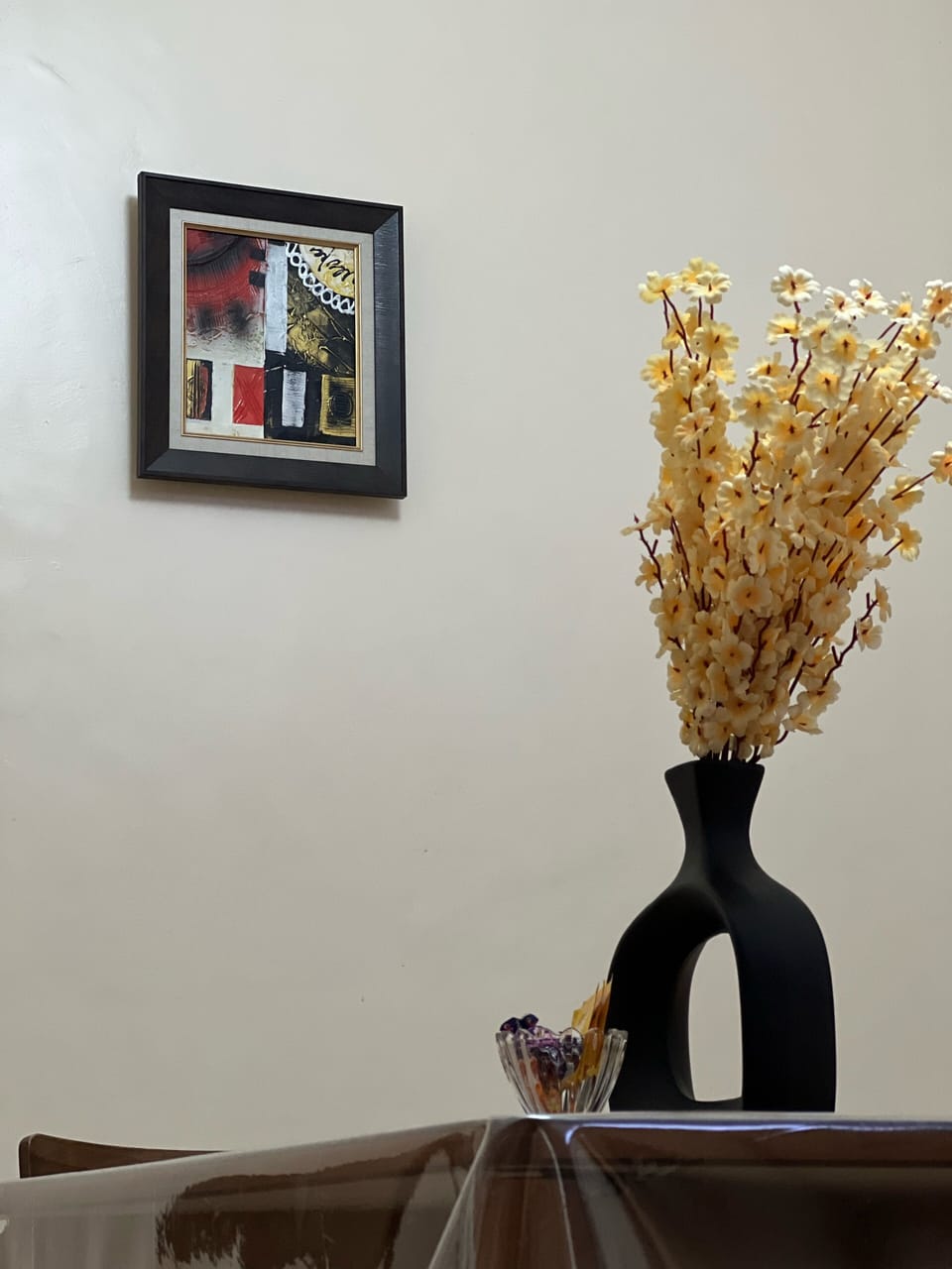 City Apartment | Desk, laptop workspace, WiFi (free)