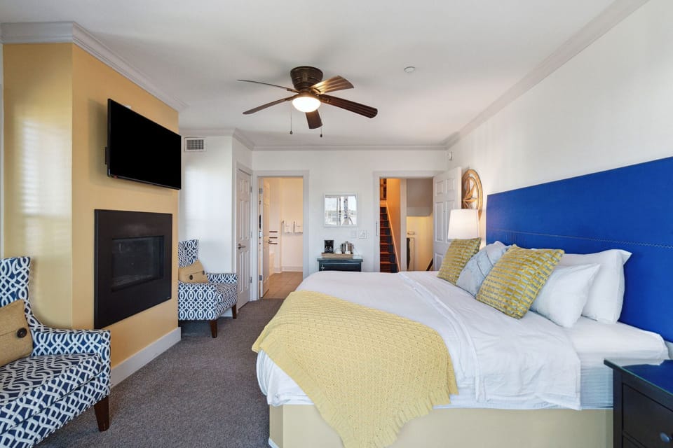 64W9thSt-KeenEyeMarketing-047201