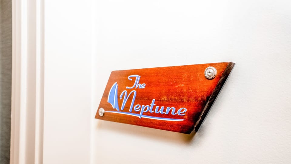 a20b70e8-4575-4acc-8ae8-ab5dec3623b4