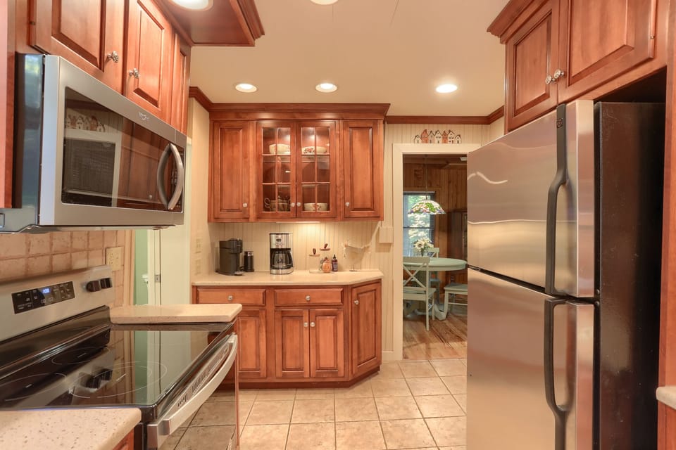 Nespresso, Keurig & 12-cup coffee machines!