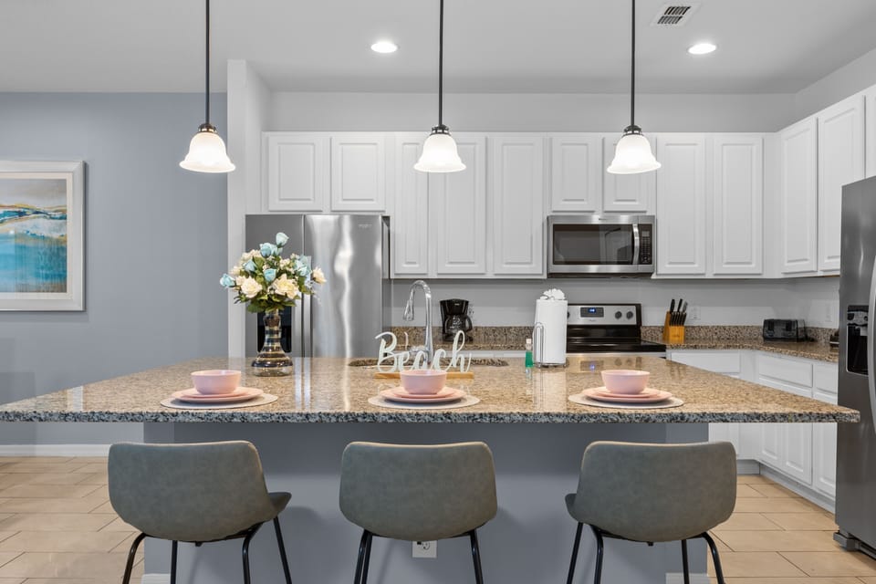 Indoors, Architecture, Building, Dining Room, Dining Table