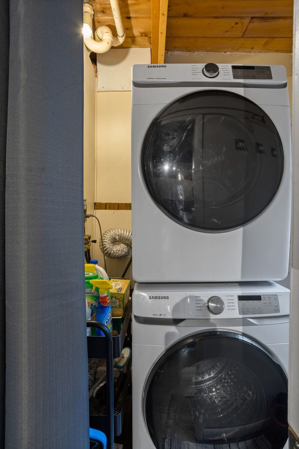 Laundry room: With a washer and laundry detergent readily available in your laundry room, you'll find that keeping your clothes clean and fresh is a hassle-free process.