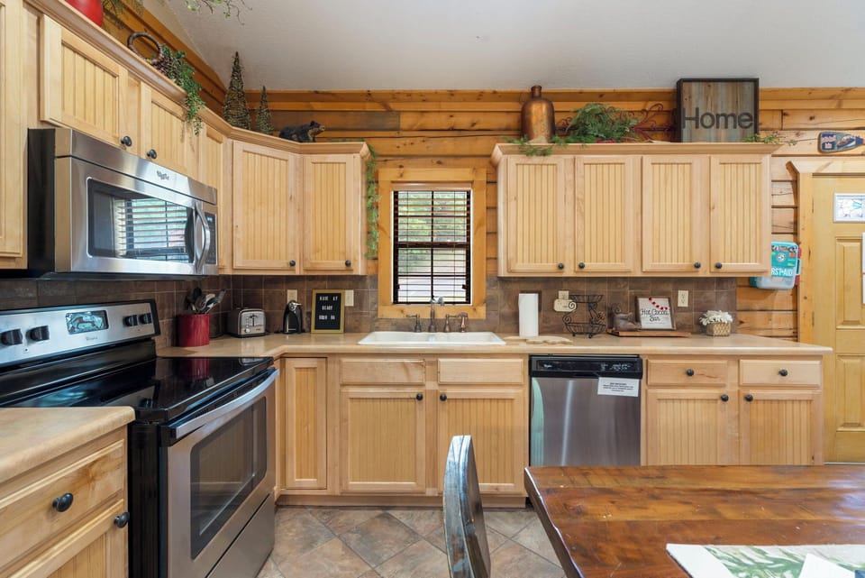 Full Kitchen