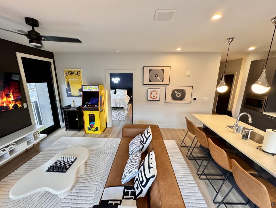 Luxury Open Floor Plan - Floor-to-ceiling windows with views of Nashville. 