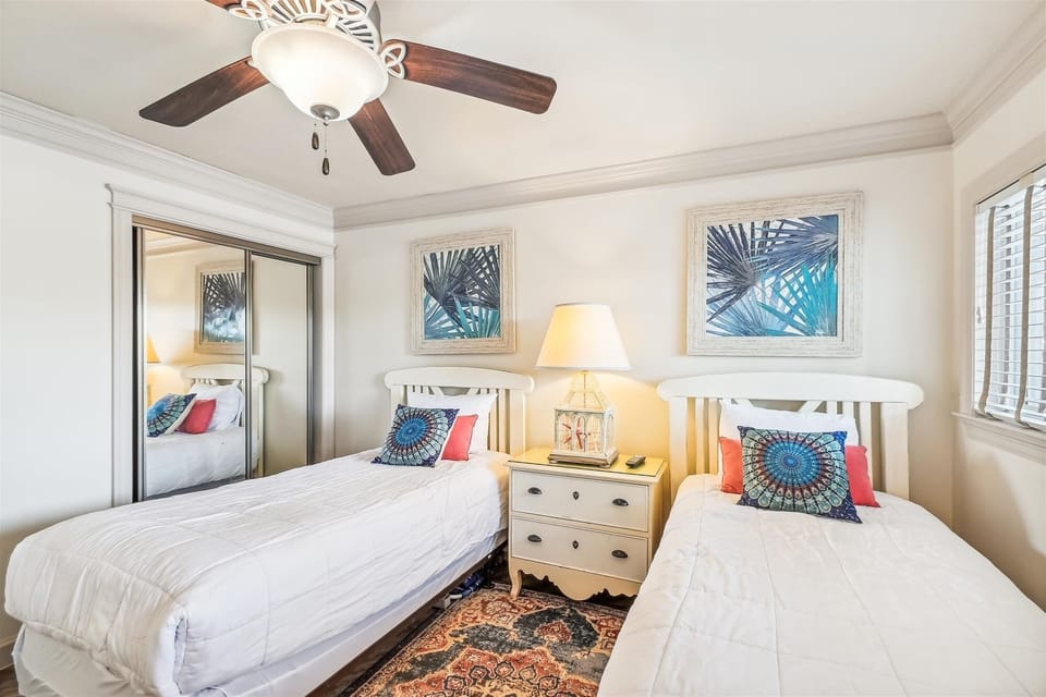Condo, 2 Bedrooms | 2 bedrooms, iron/ironing board, free WiFi