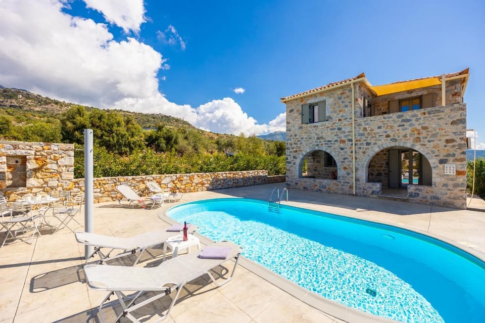 Beautiful villa with private pool and terrace with sea views