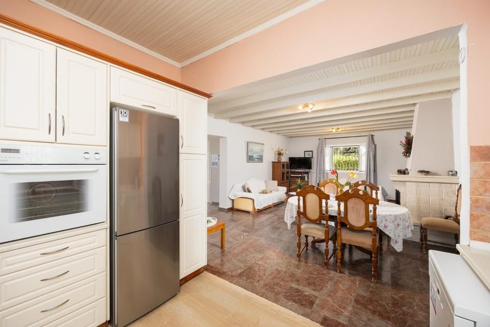 Equipped kitchen
