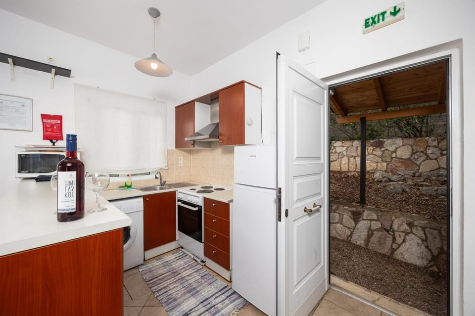 Equipped kitchen