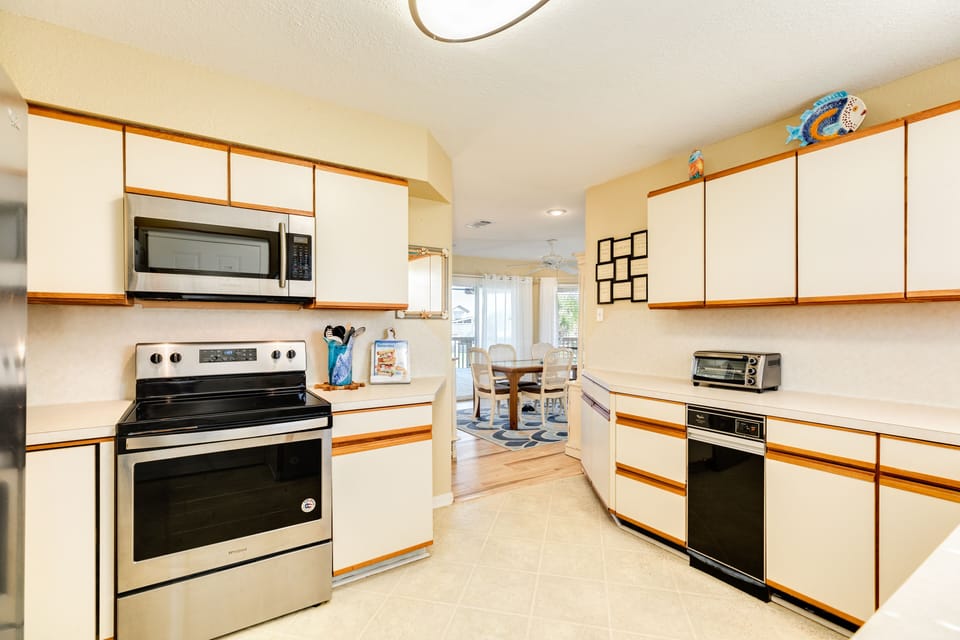 Plenty of cabinet and counter space