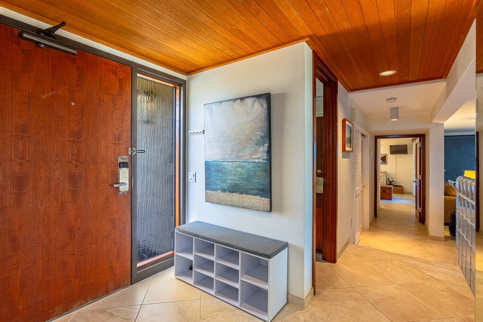 Entry way to condo