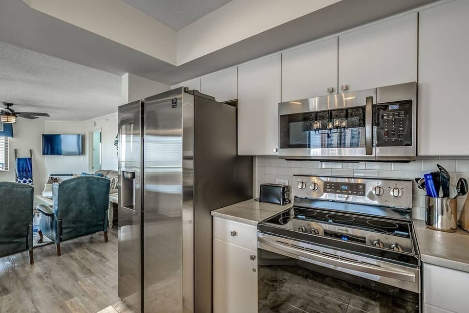 Fully equipped kitchen