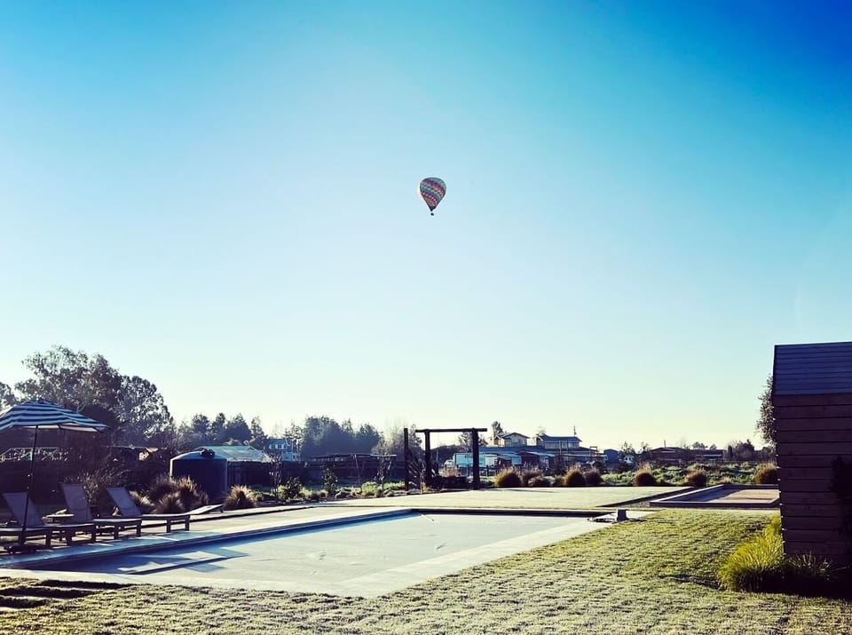Take a balloon ride over Acacia with Sonoma Balloon Company!