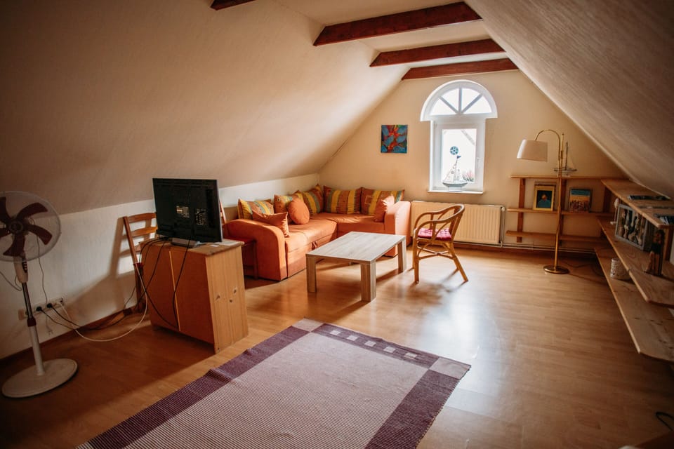 Classic Condo | Desk, laptop workspace, WiFi (free), bed sheets