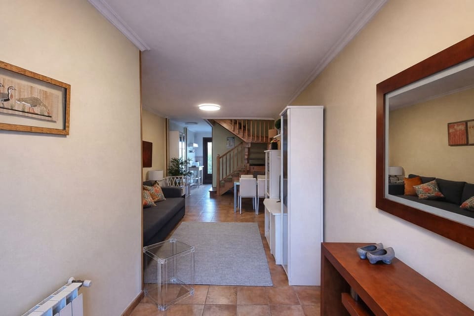 Living room,Lobby or reception,Dining area
