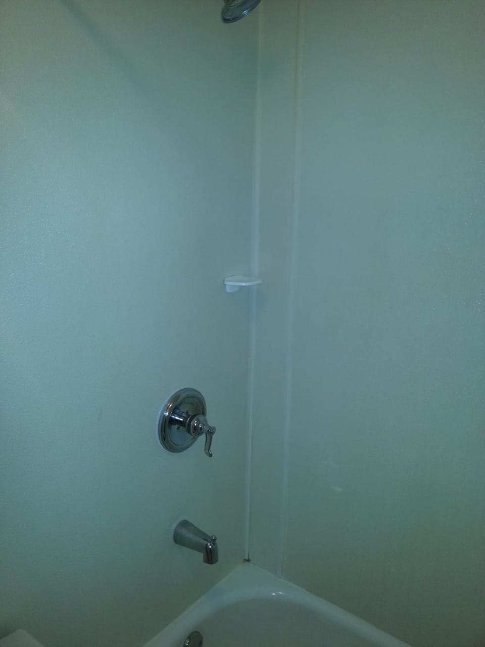 Shower, hair dryer (on request)