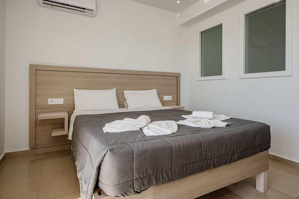 Family Apartment | In-room safe, free WiFi, bed sheets