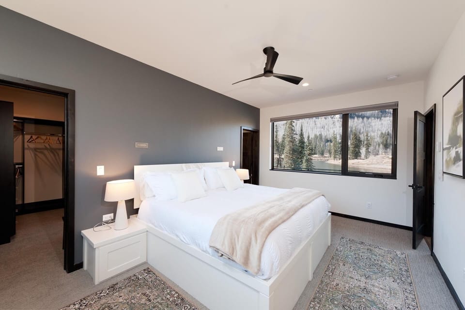 Master Bedroom - King