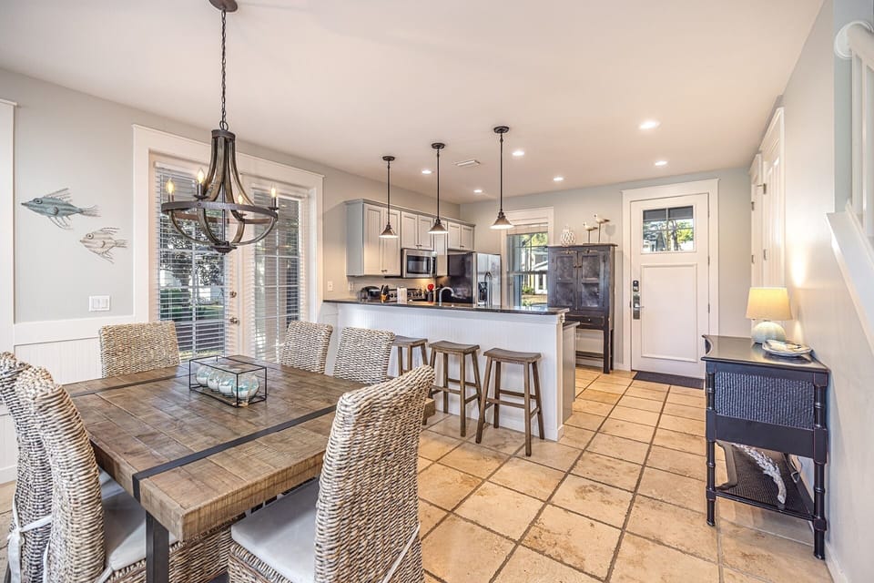 House, 3 Bedrooms | Dining