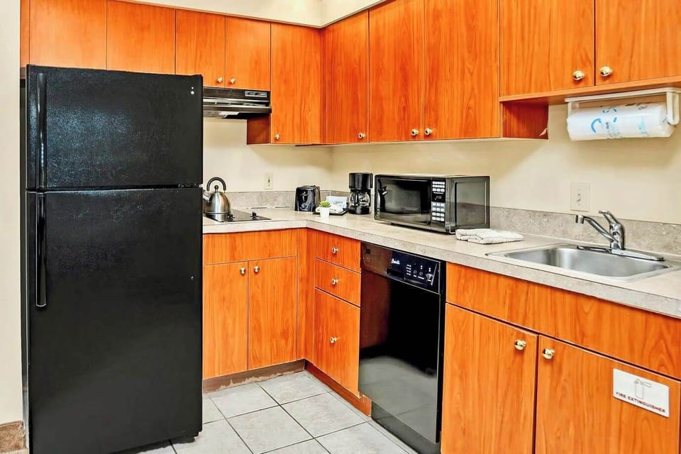 Fully equipped kitchen