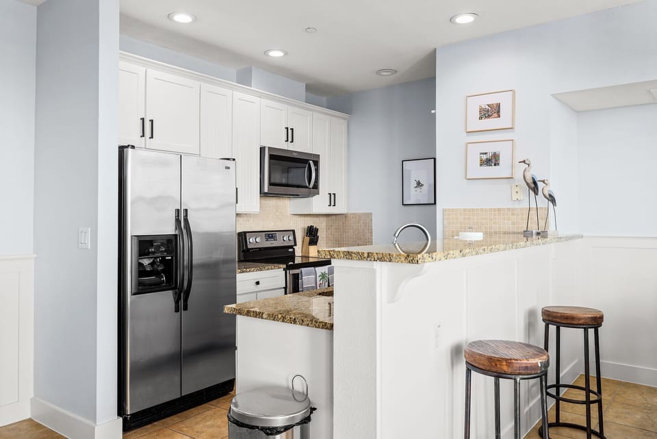 Fully equipped kitchen