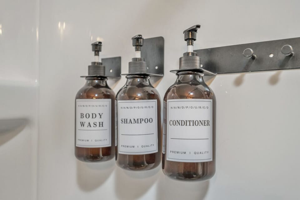 Bathroom amenities
