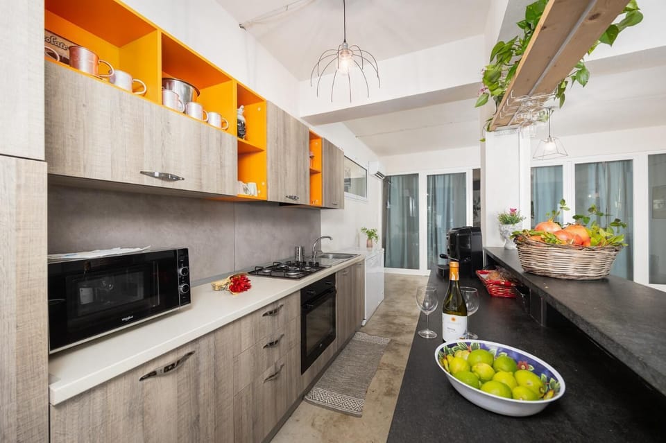 Equipped kitchen