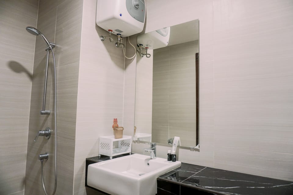 Homey And Warm Studio At West Vista Apartment Apartment in Jakarta