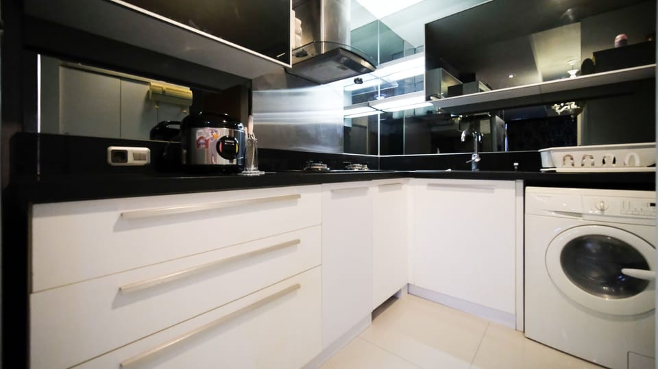 Apartment | Private kitchen | Full-size fridge, stovetop