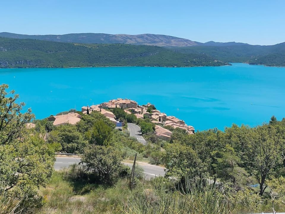 Region [summer] (>5 km)