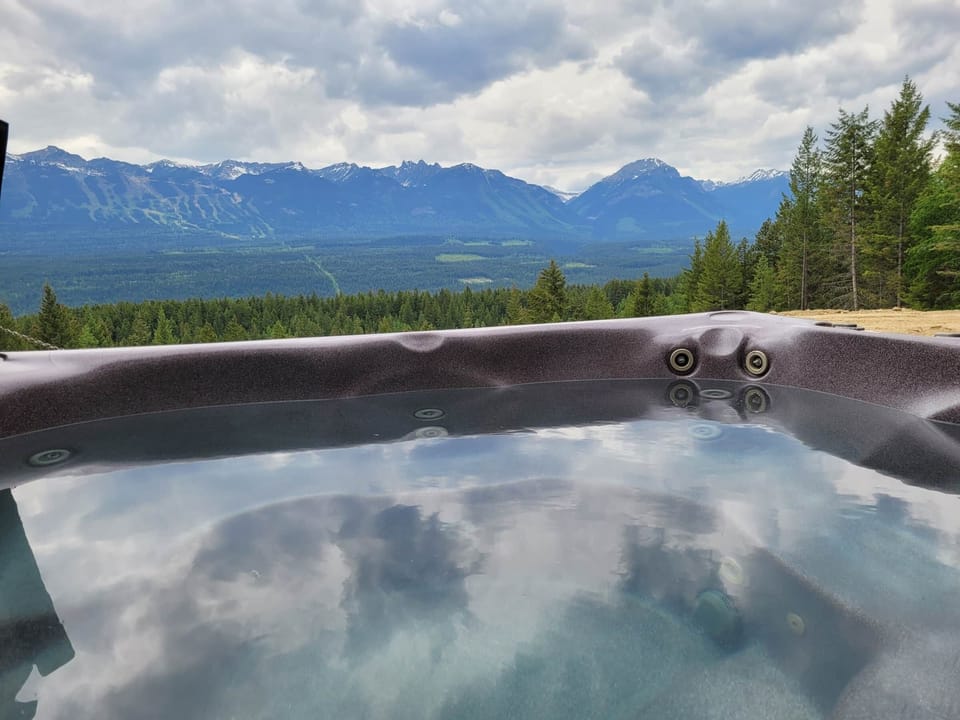 Valhalla private hot tub!