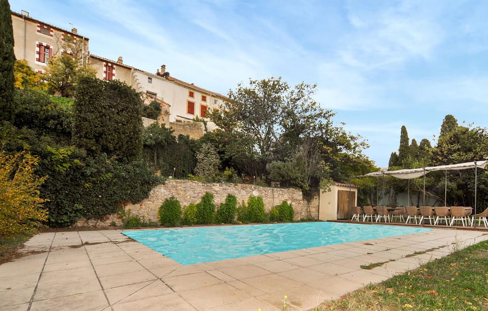 pool