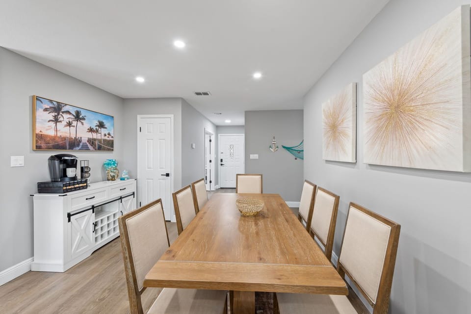 Dining room (extra)