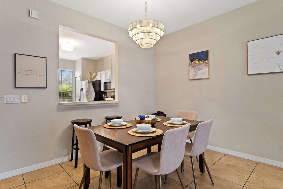 Townhome, Multiple Beds, Kitchen, Garden View (Modern Elegance of Regal Palms) | Dining