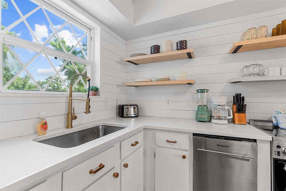 Cabin, Multiple Beds, Patio, Garden View (Tranquil Woods Retreat Branson) | Private kitchen | Coffee/tea maker