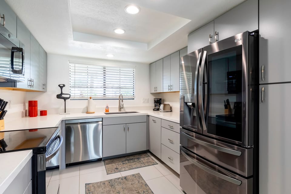 Condo, Multiple Beds, Patio, Mountain View (Panoramic Perfect) | Private kitchen | Fridge, microwave, oven, stovetop