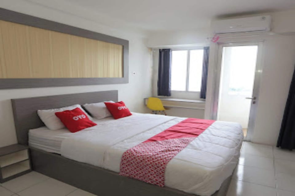 Deluxe Double Room | Desk, free WiFi, bed sheets