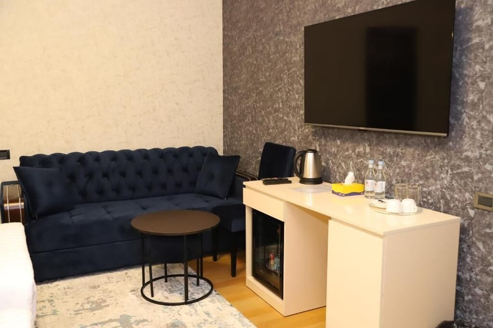 Double or Twin Room | Premium bedding, minibar, in-room safe, blackout drapes