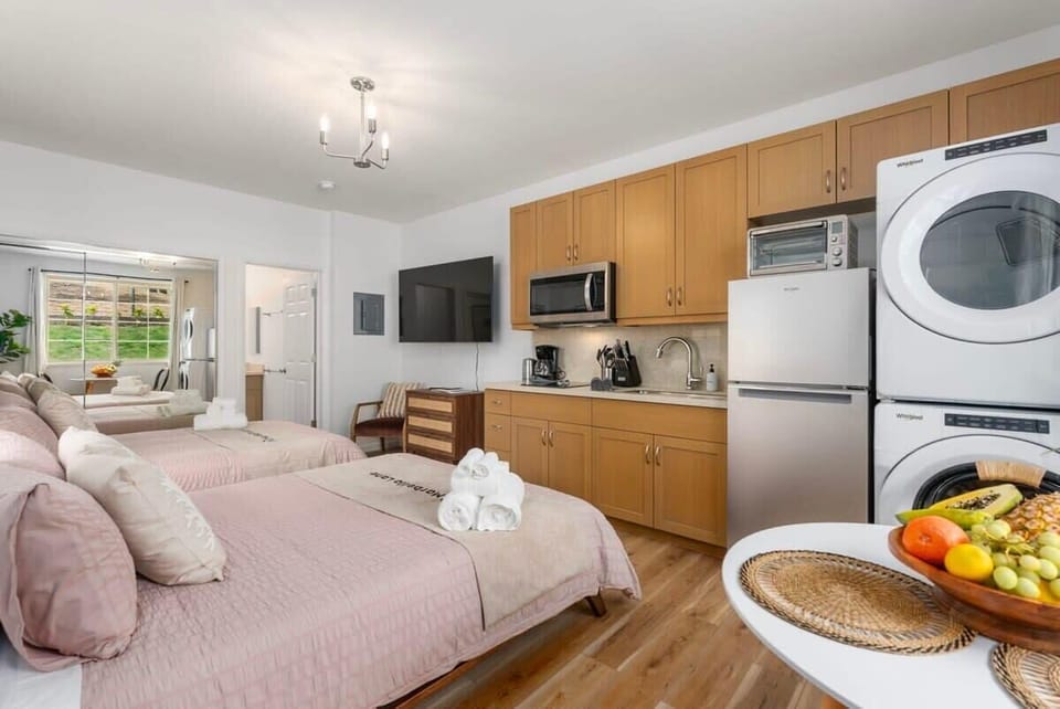 Compact and stylish studio perfect for easy island living