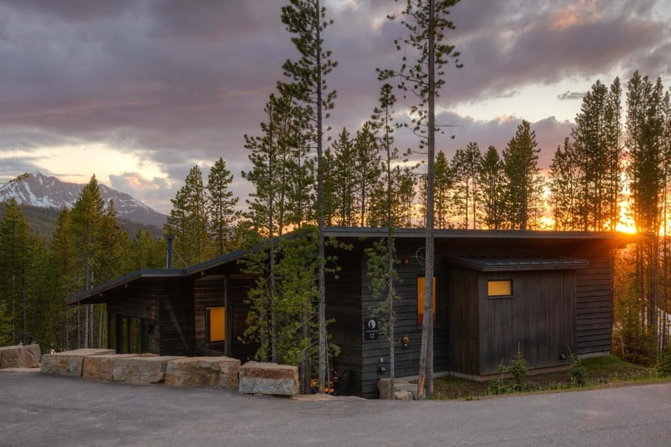 House, 3 Bedrooms | Exterior