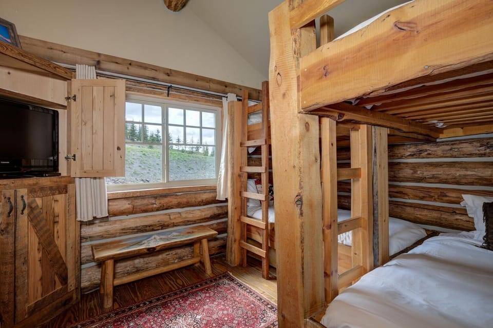 Cabin, 2 Bedrooms | 2 bedrooms, free WiFi, bed sheets