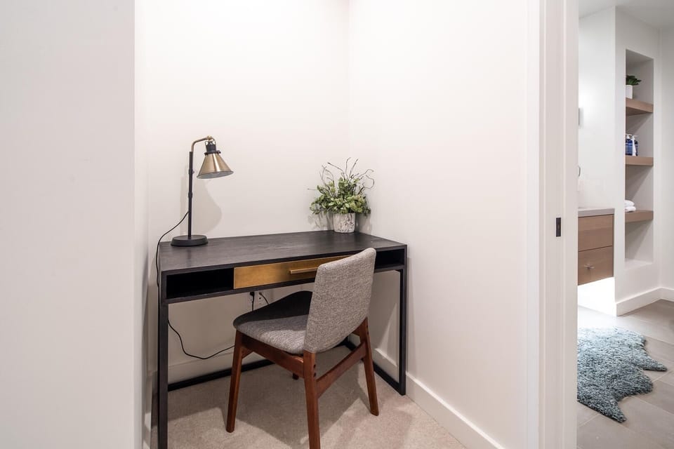 Townhome, 5 Bedrooms | Interior detail