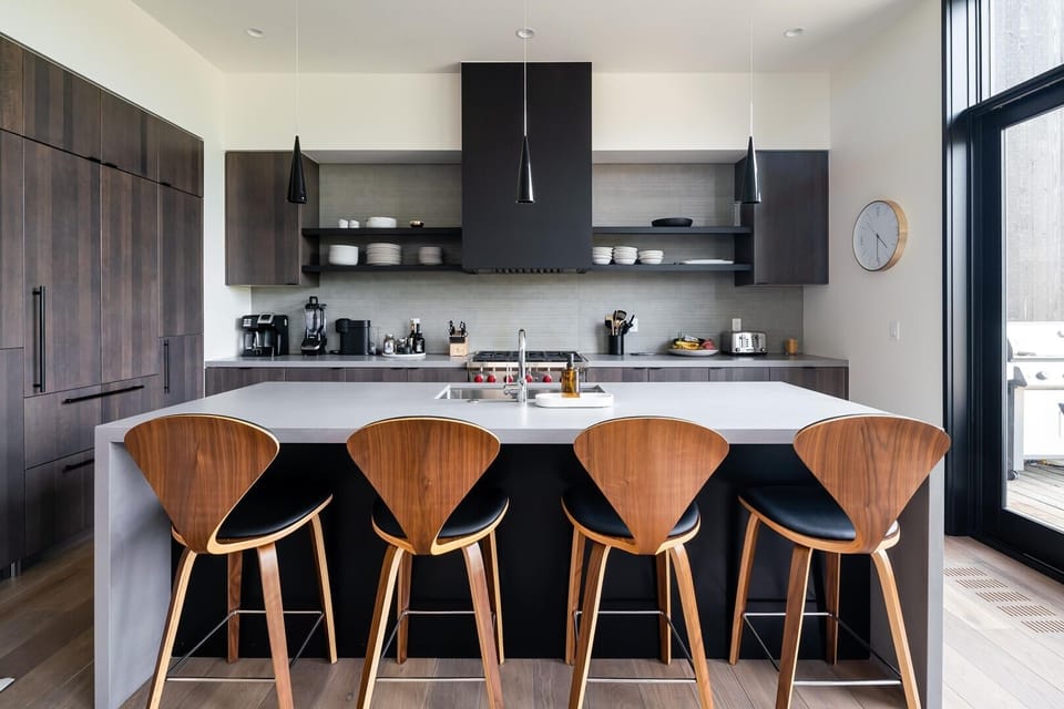 Townhome, 5 Bedrooms | Private kitchen | Coffee/tea maker