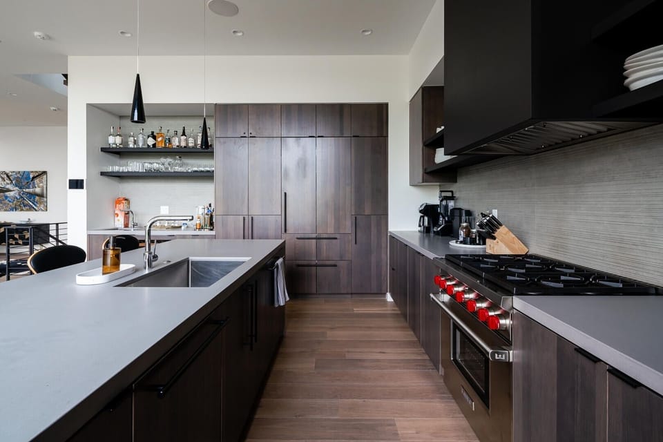 Townhome, 5 Bedrooms | Private kitchen | Coffee/tea maker