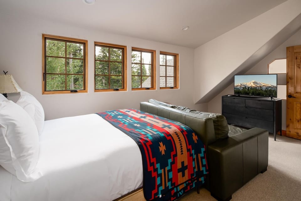 House, 4 Bedrooms | 4 bedrooms, free WiFi, bed sheets