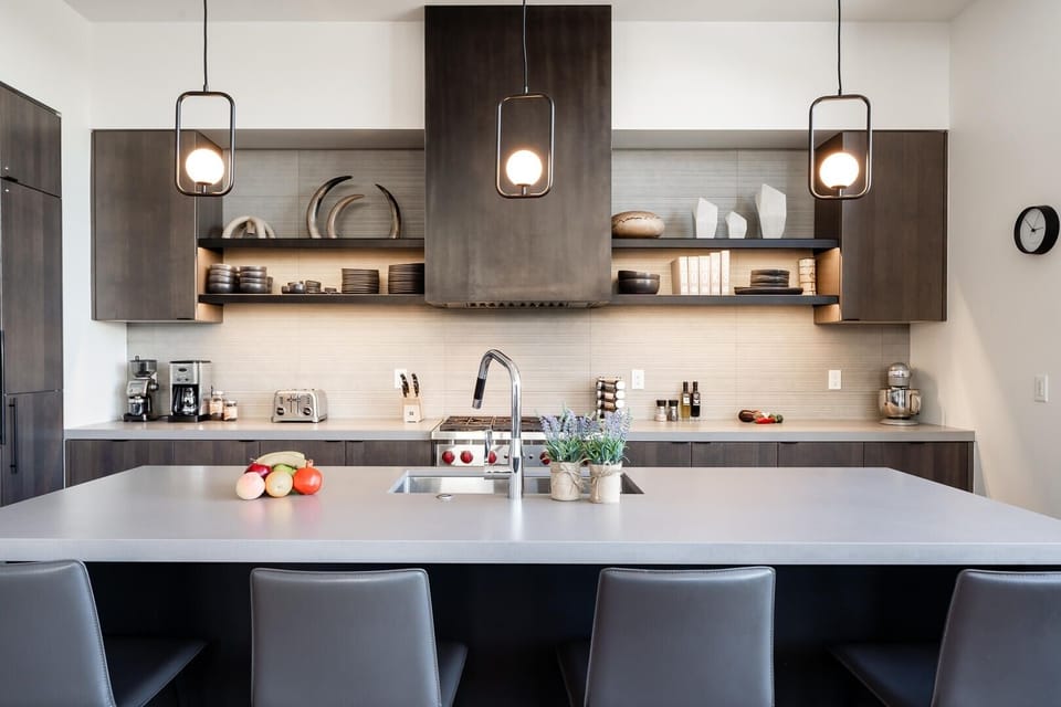 Townhome, 5 Bedrooms | Private kitchen | Coffee/tea maker